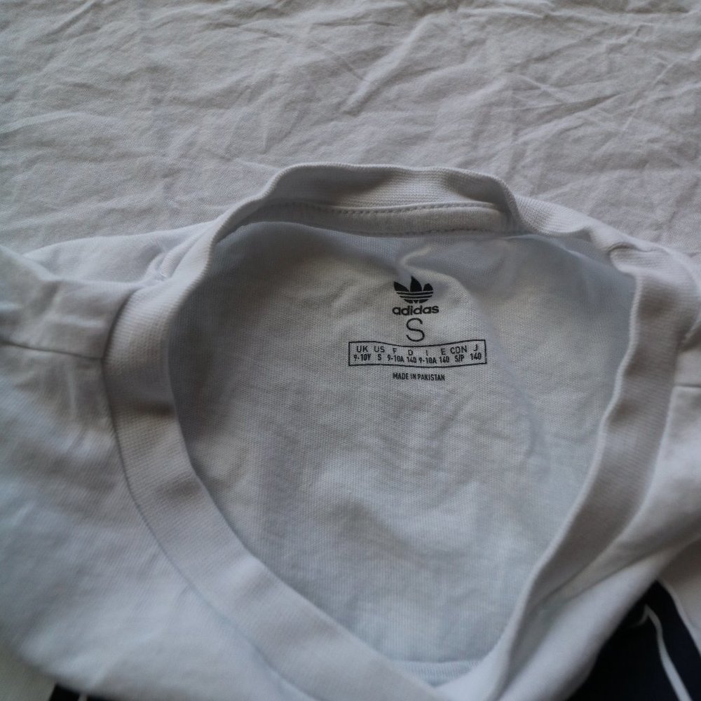adidas tee - Picture 2 of 3